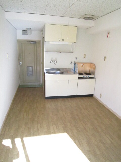 シャト－神宮道の居室