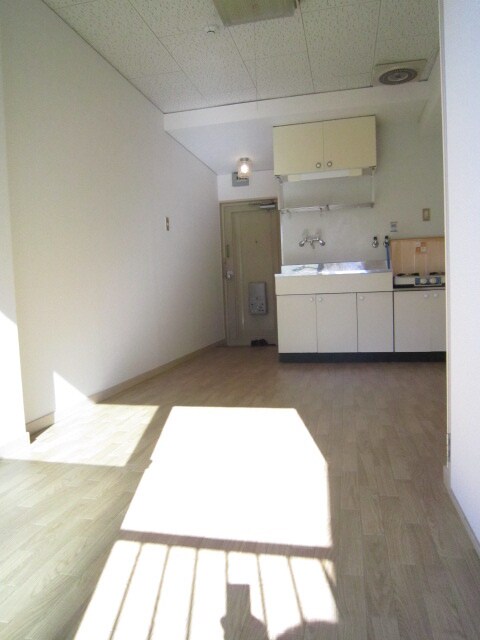 シャト－神宮道の居室