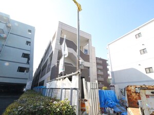 セカンド クリスタル．外観写真