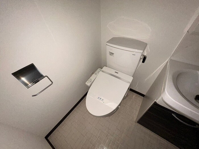 物件内観写真11　(トイレ)