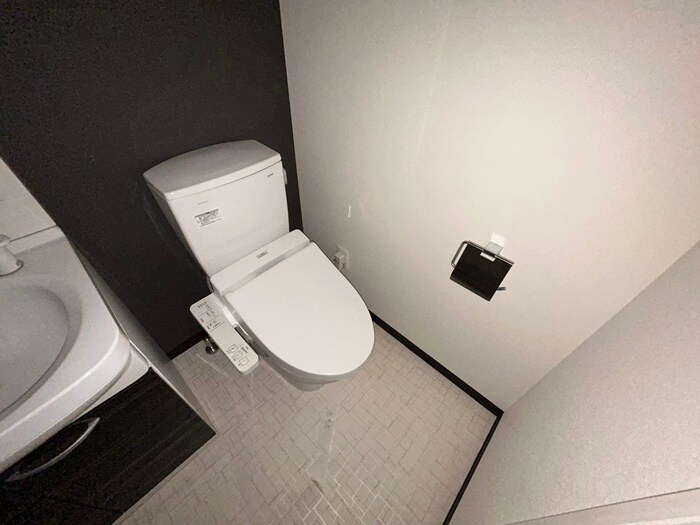 物件内観写真11　(トイレ)