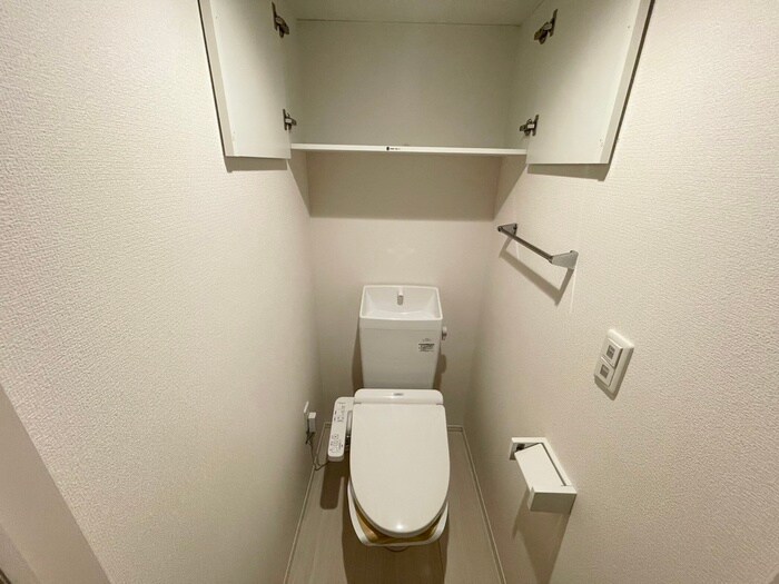 物件内観写真12　(トイレ)