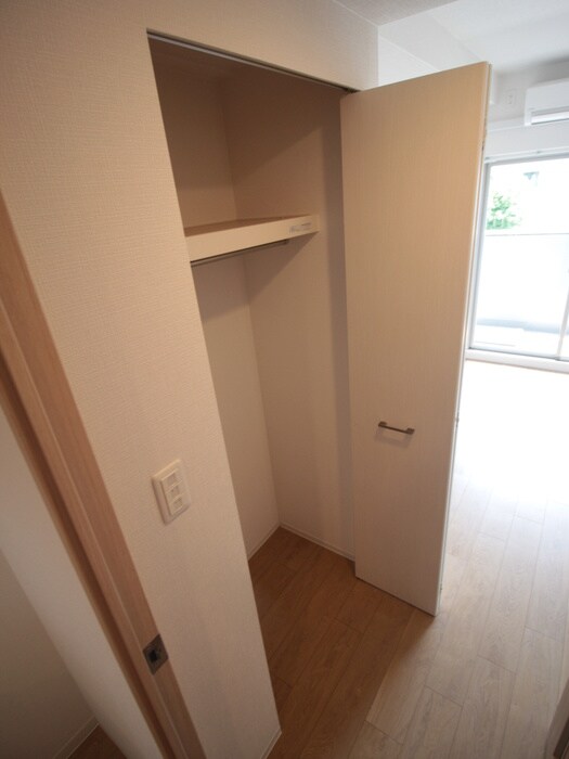 物件内観写真10　(収納)