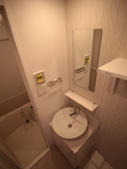 物件内観写真13　(洗面)