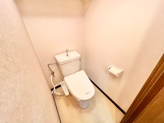 物件内観写真12　(トイレ)