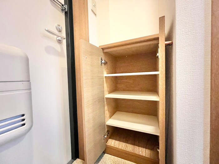物件内観写真19　(靴箱)