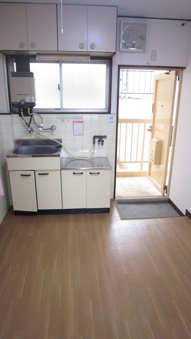 物件内観写真6　(キッチン)