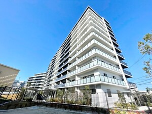 パークホームズLaLa門真（312）外観写真