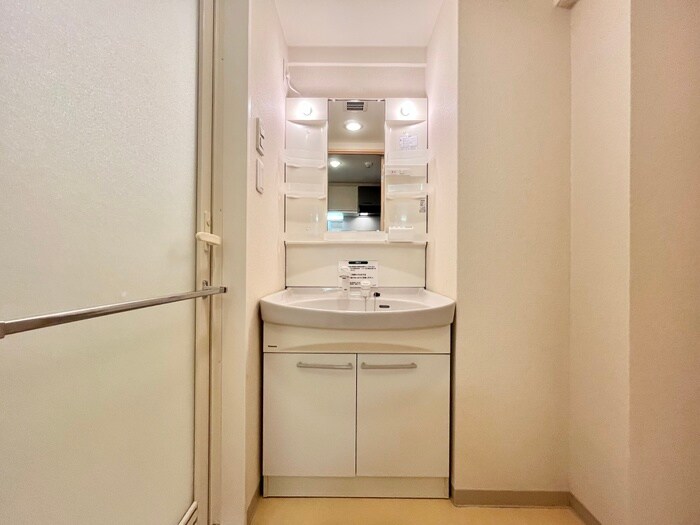 物件内観写真10　(洗面)