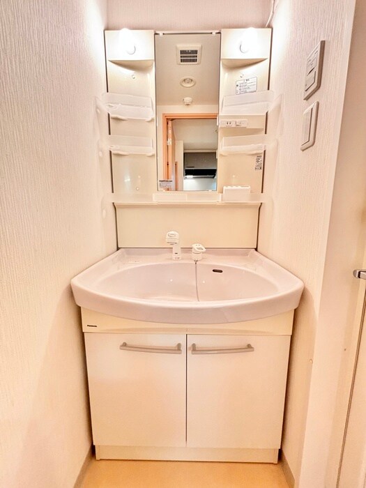 物件内観写真10　(洗面)