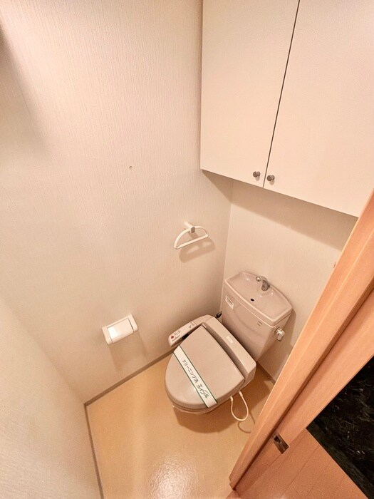 物件内観写真12　(トイレ)