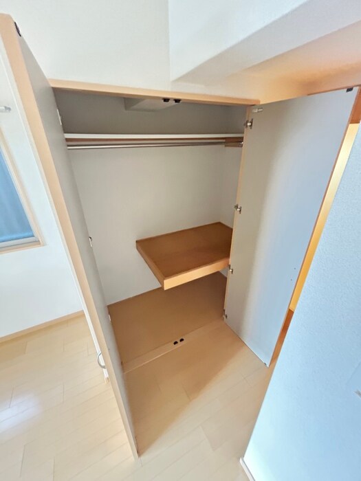 物件内観写真15　(収納)