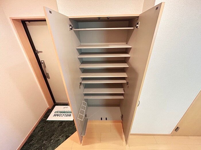 物件内観写真20　(靴箱)