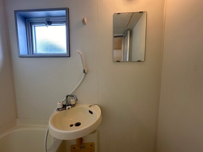 物件内観写真9　(洗面)