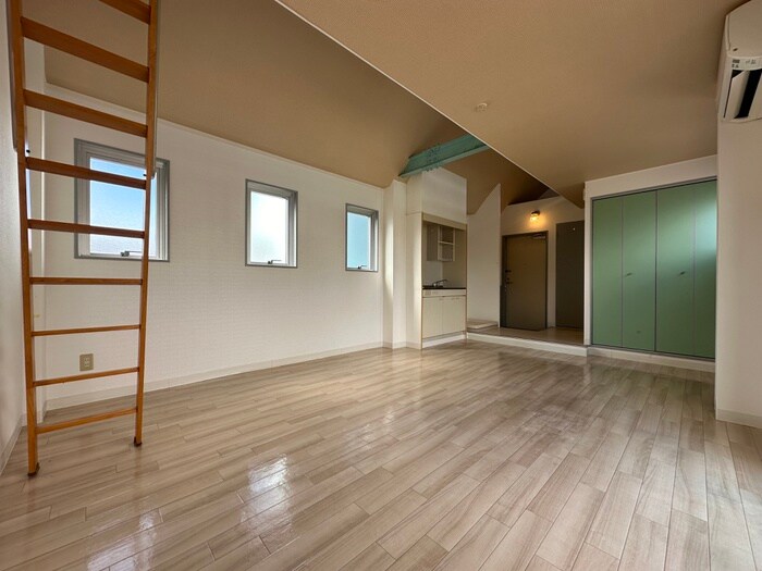 物件内観写真12　(居室)