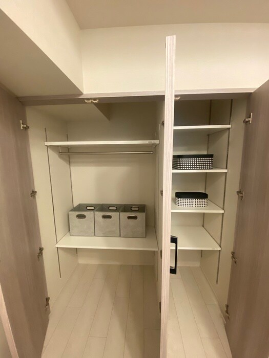 物件内観写真15　(収納)