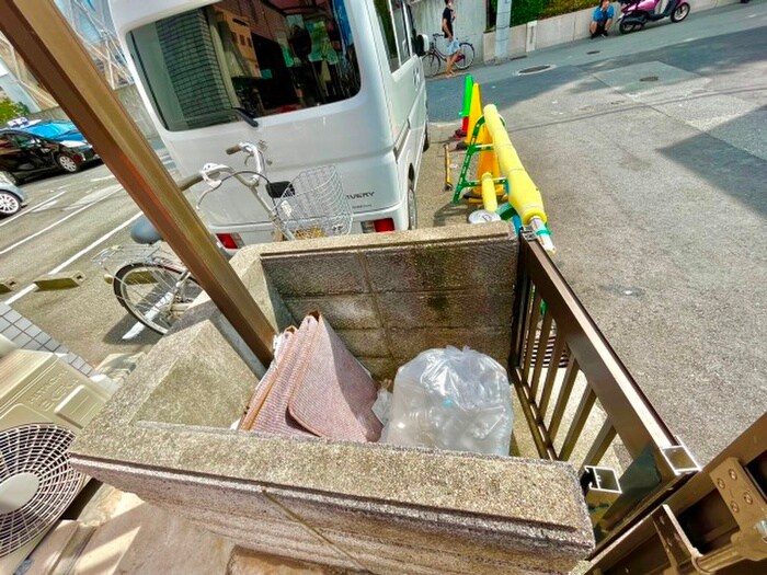 物件外観写真6　(建物設備)