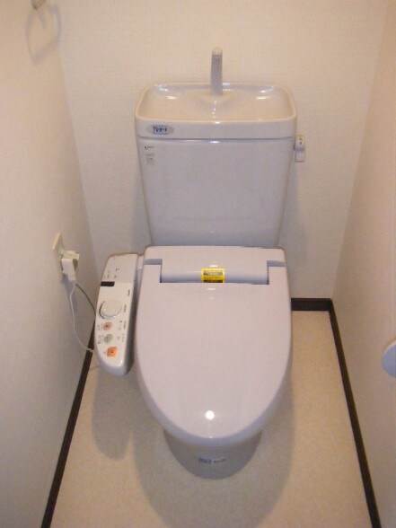 物件内観写真9　(トイレ)