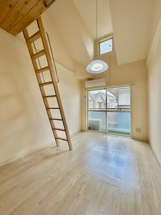 物件内観写真5　(居室)