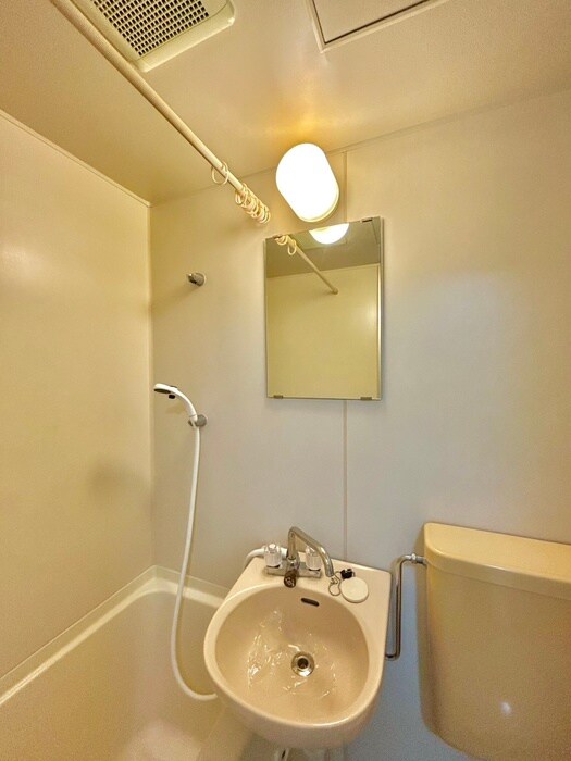 物件内観写真13　(洗面)