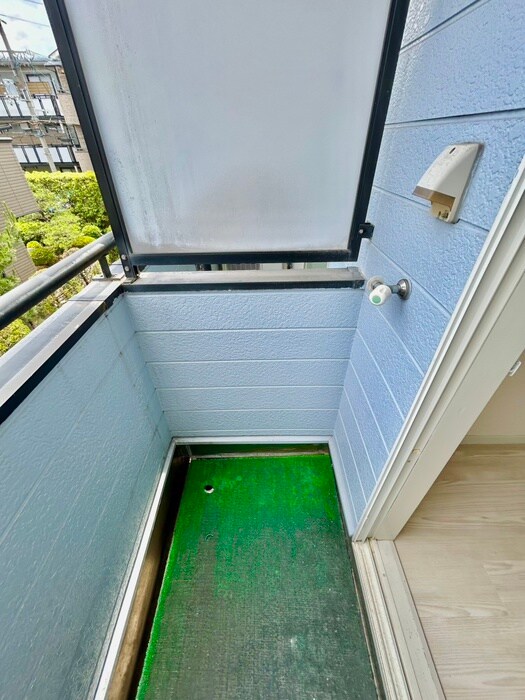 物件内観写真18　(洗濯機置場)