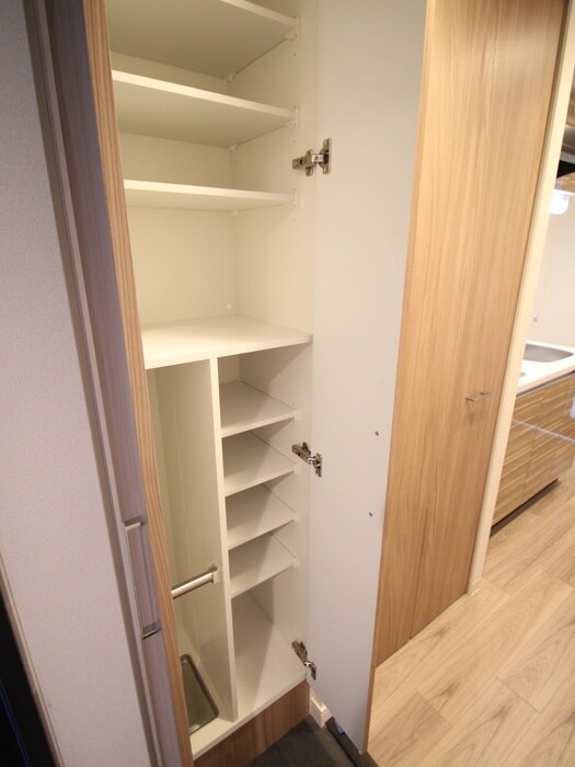 物件内観写真13　(靴箱)