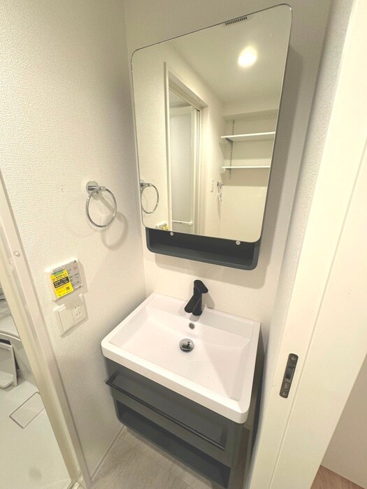 物件内観写真9　(洗面)