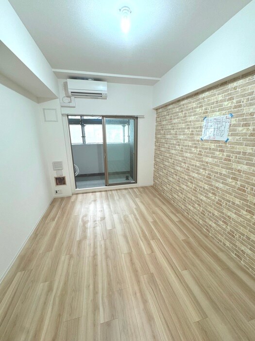 物件内観写真12　(居室)