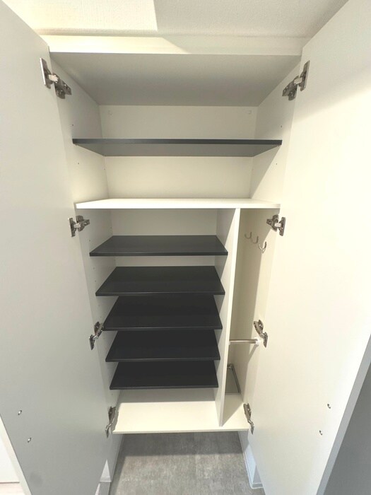 物件内観写真13　(靴箱)