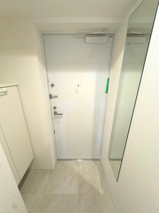 物件内観写真15　(玄関)