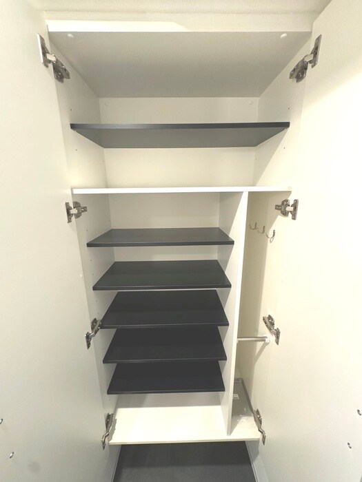 物件内観写真18　(靴箱)