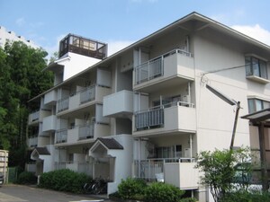 サンリョウハイツ外観写真