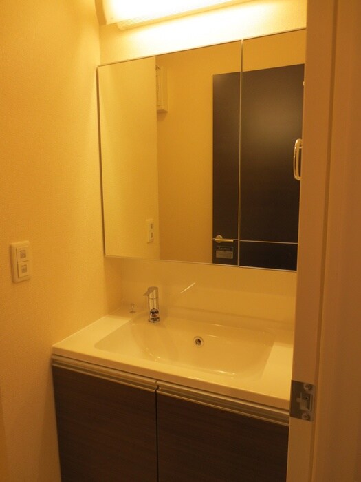 物件内観写真12　(洗面)