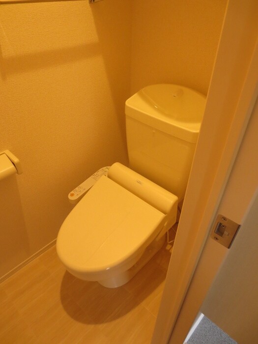 物件内観写真14　(トイレ)