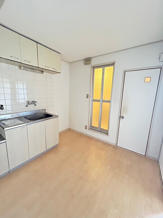 物件内観写真18　(居室)