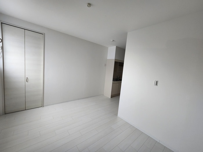 物件内観写真9　(居室)