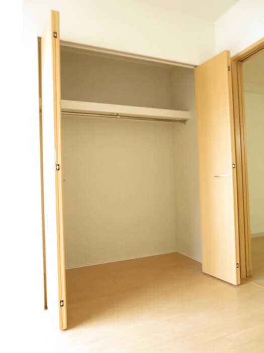 物件内観写真10　(収納)