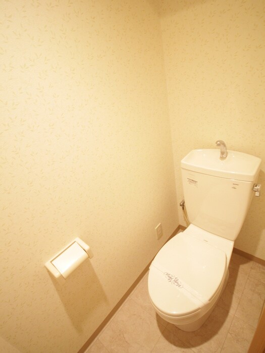 物件内観写真13　(トイレ)