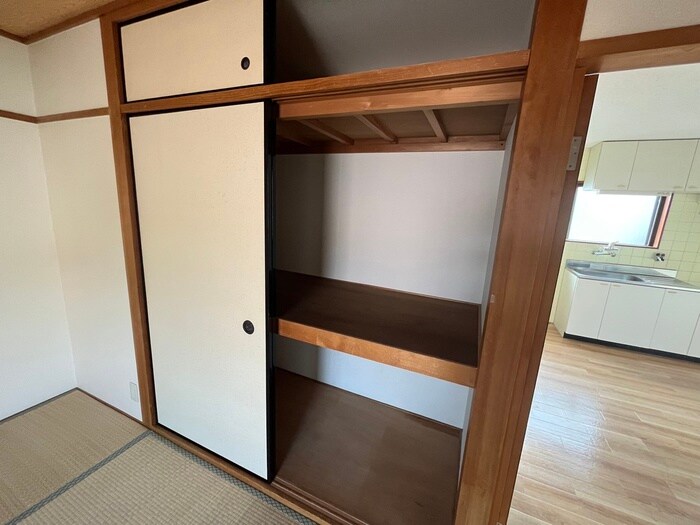 物件内観写真12　(収納)