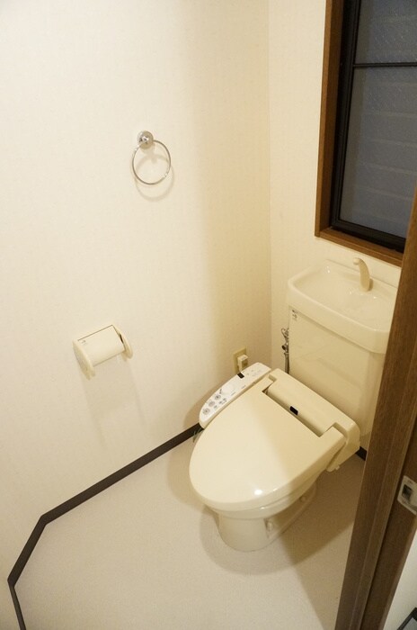 物件内観写真15　(トイレ)