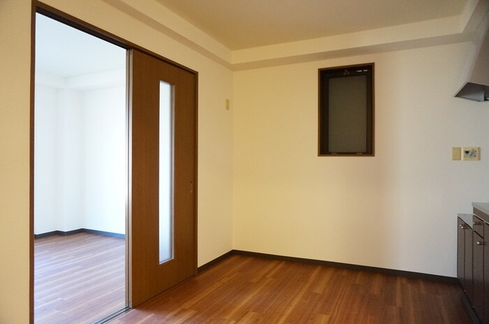 物件内観写真18　(居室)