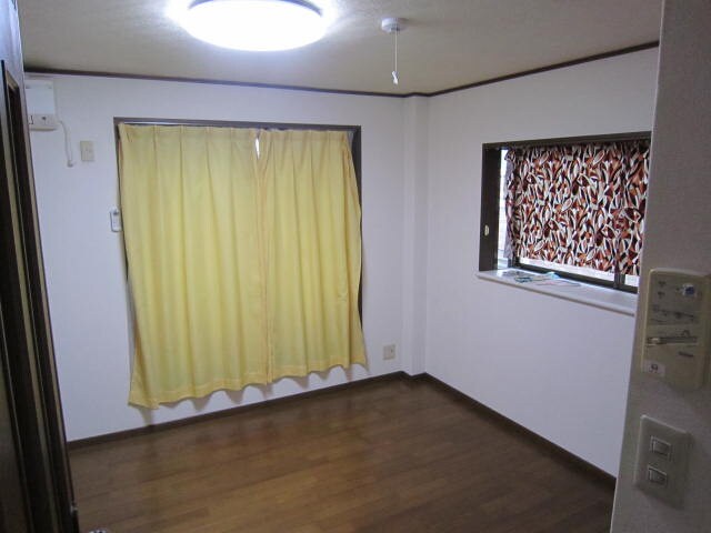 物件内観写真7　(居室)