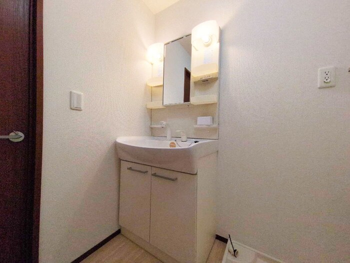 物件内観写真10　(洗面)