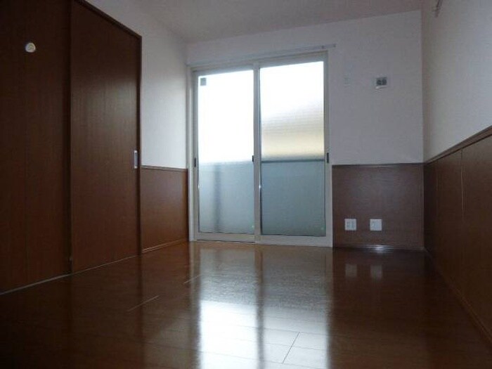 物件内観写真16　(居室)