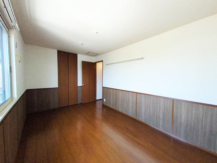 物件内観写真18　(居室)