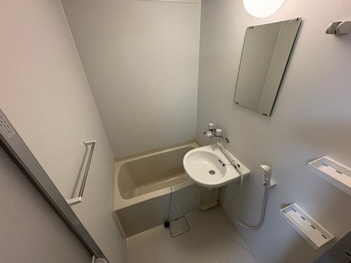 物件内観写真9　(バス／シャワールーム等)