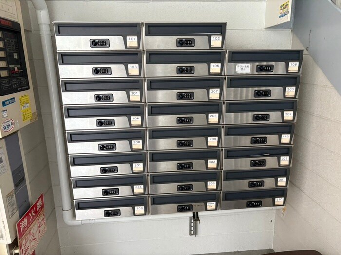 物件外観写真4　(建物設備)