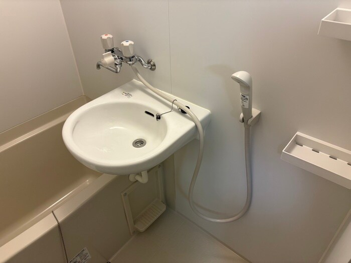 物件内観写真11　(洗面)