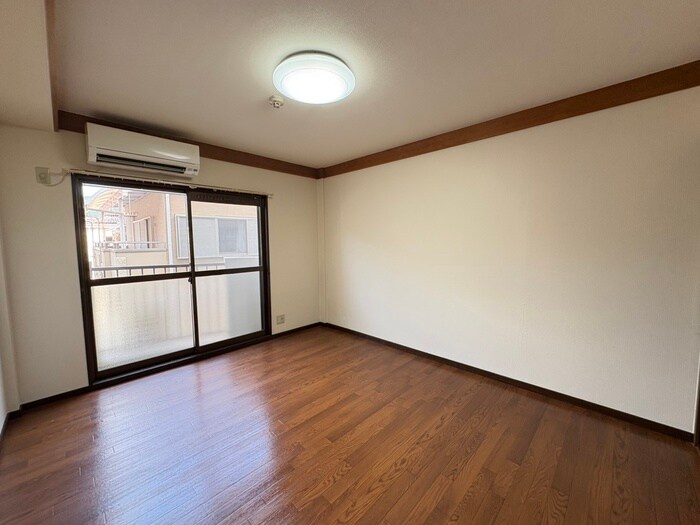 物件内観写真15　(居室)