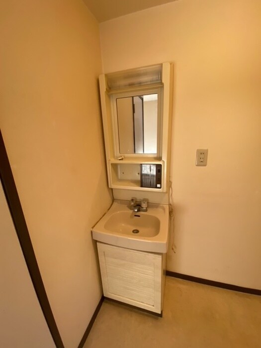 物件内観写真9　(洗面)